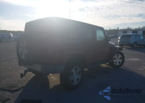 2008 Jeep Wrangler Unlimited Sahara z USA, uszkodzony, nr VIN 1J4GA59138L596813